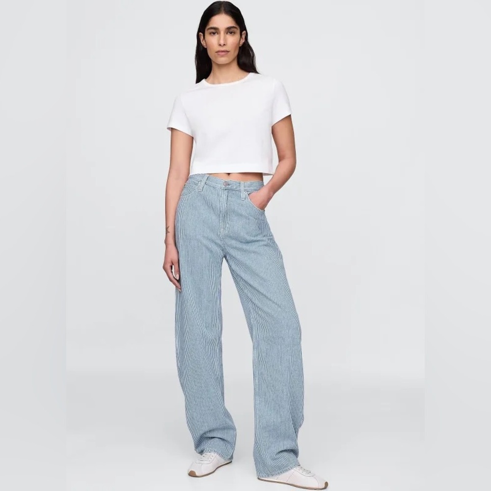 Gap women’s high rise barrel jeans